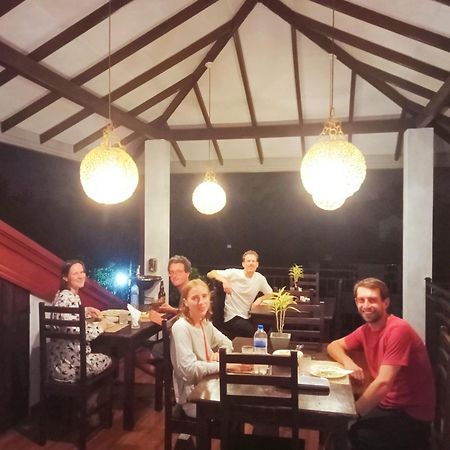 Ayubowan Homestay Katunayaka Esterno foto