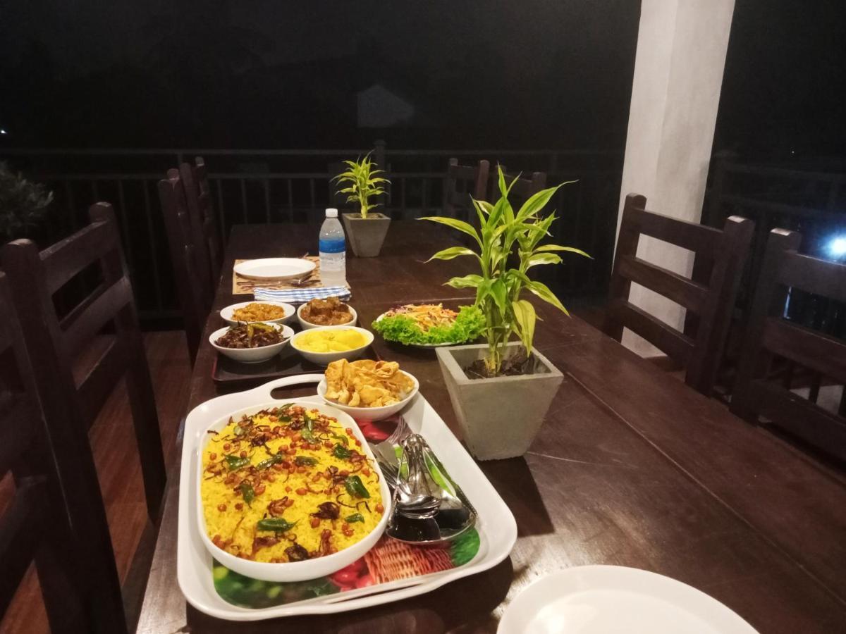 Ayubowan Homestay Katunayaka Esterno foto