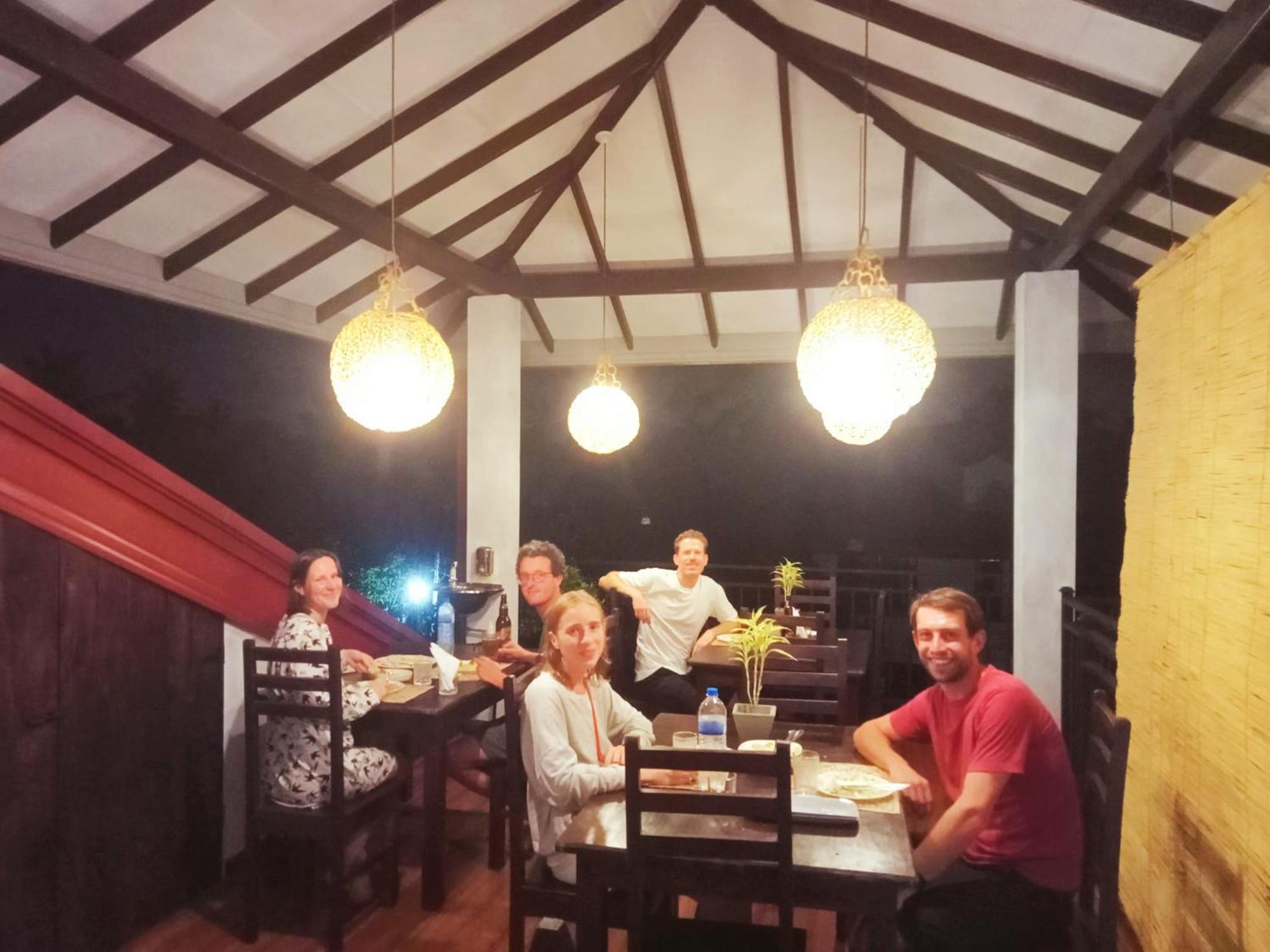 Ayubowan Homestay Katunayaka Esterno foto