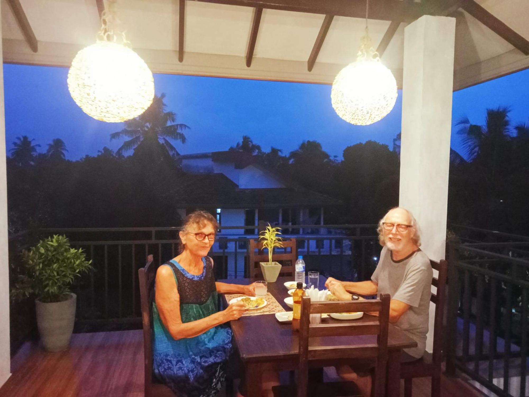 Ayubowan Homestay Katunayaka Esterno foto