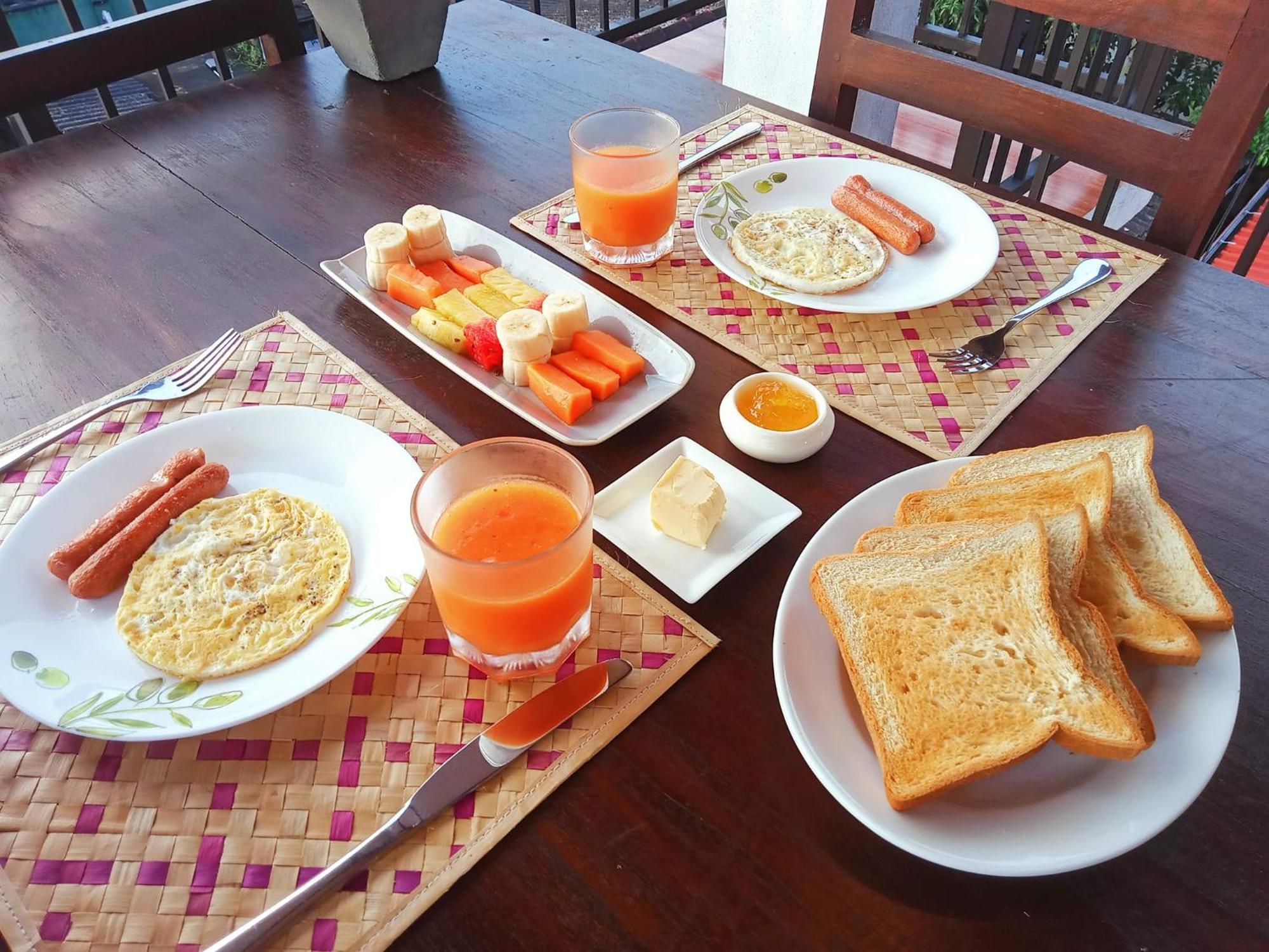 Ayubowan Homestay Katunayaka Esterno foto