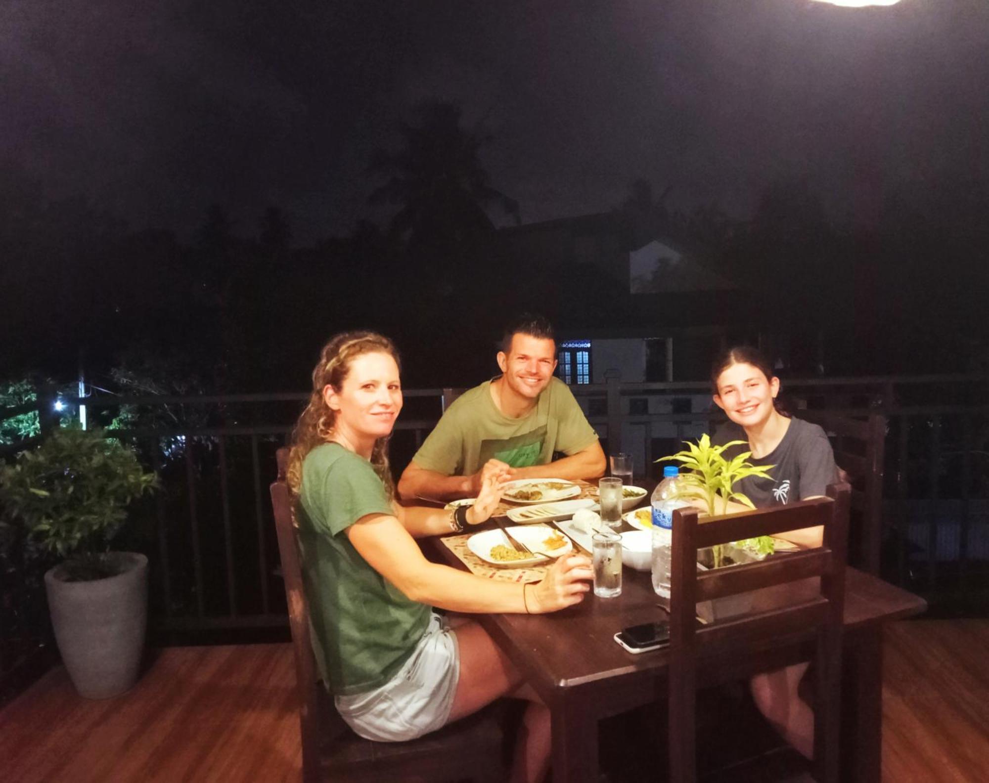 Ayubowan Homestay Katunayaka Esterno foto
